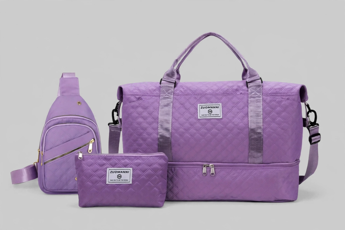 A Three-Piece Travel Set Including a Tote Bag, a Toiletry Bag, And a Shoulder Bag, Featuring a Spacious Independent Shoe Compartment, Perfect for Outdoor Fitness, Travel, Overnight Stays, And Weekend Trips 4 A studio product shot against a light gray background displaying a deep purple color tote bag set, including a large travel bag with a bottom zipper pocket, a sling bag, and a pouch.
